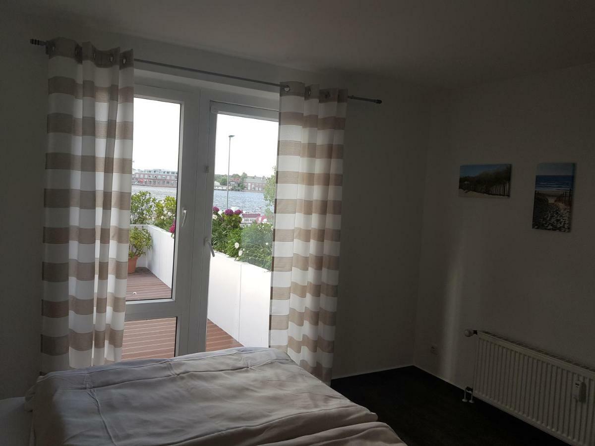 Beach Apartment Вильгельмсхафен Экстерьер фото