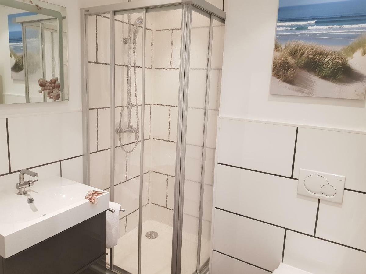 Beach Apartment Вильгельмсхафен Экстерьер фото